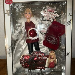 New 2008 Disney Hannah Montana Holiday Pop Star Doll in Red, White, Black